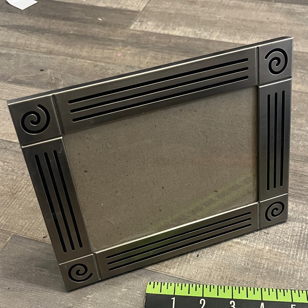 Elegant Black and Silver Photo Frame